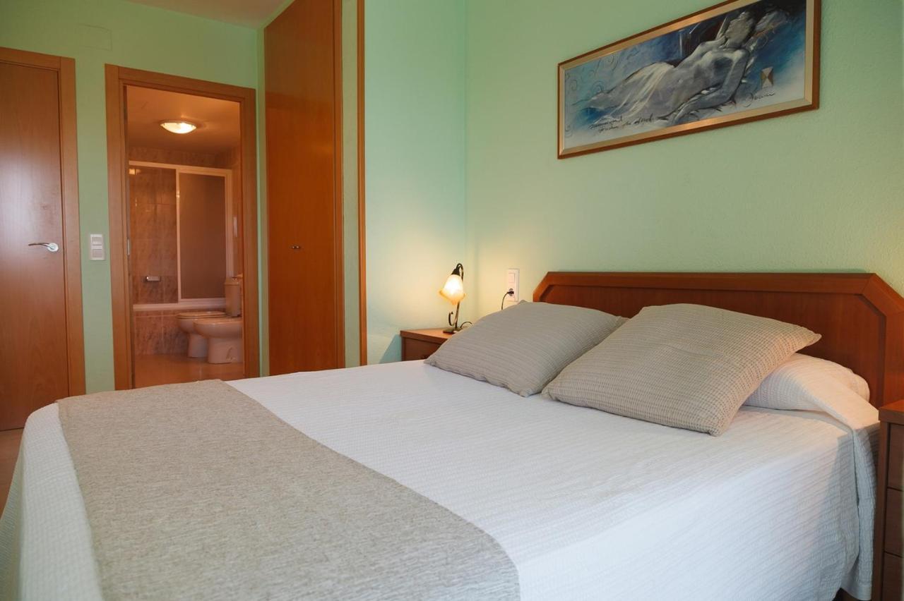 Uhc Village Park Apartments Σαλού Εξωτερικό φωτογραφία